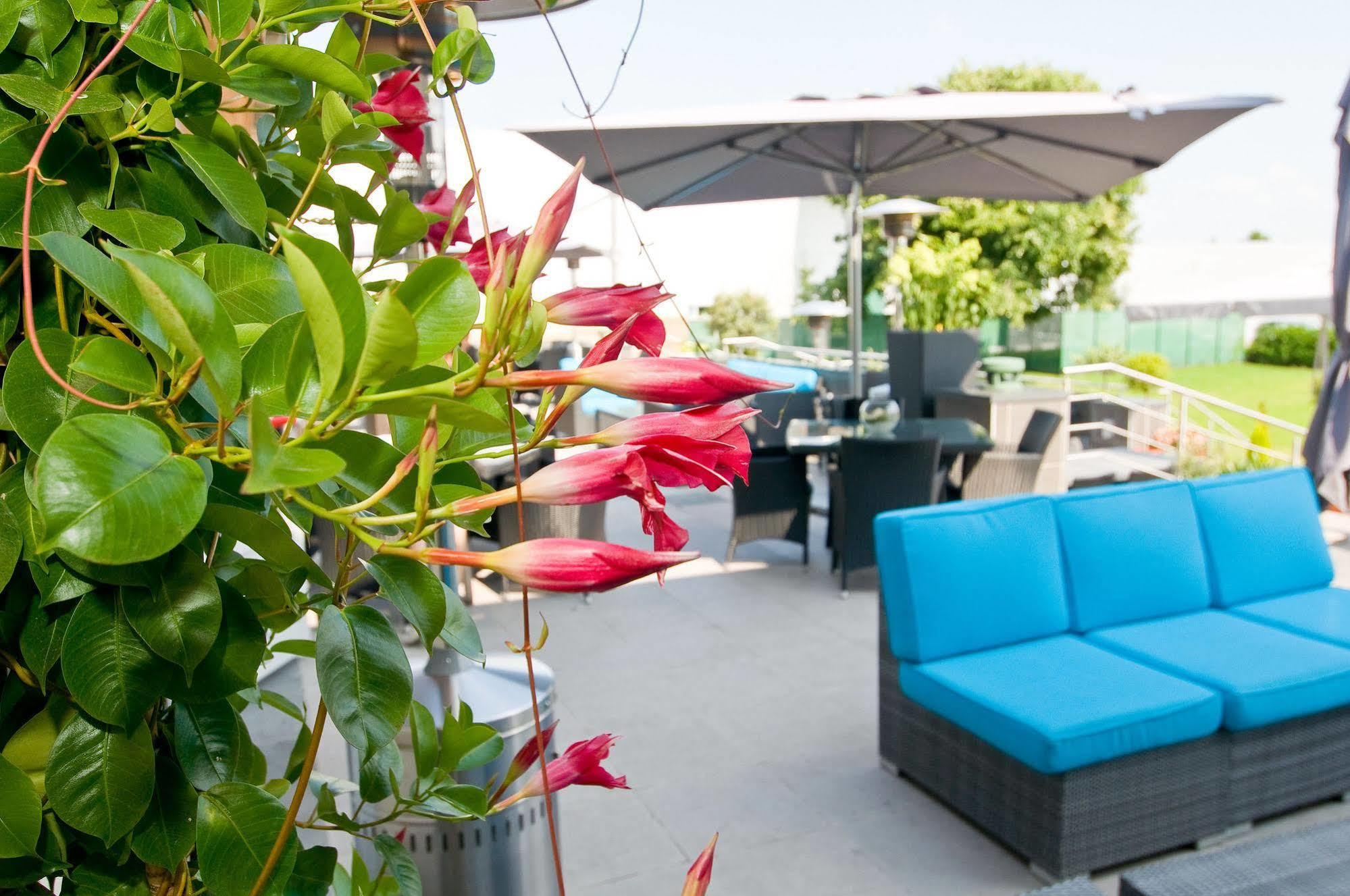 Hotel Malpertuus รีมส์ท ภายนอก รูปภาพ