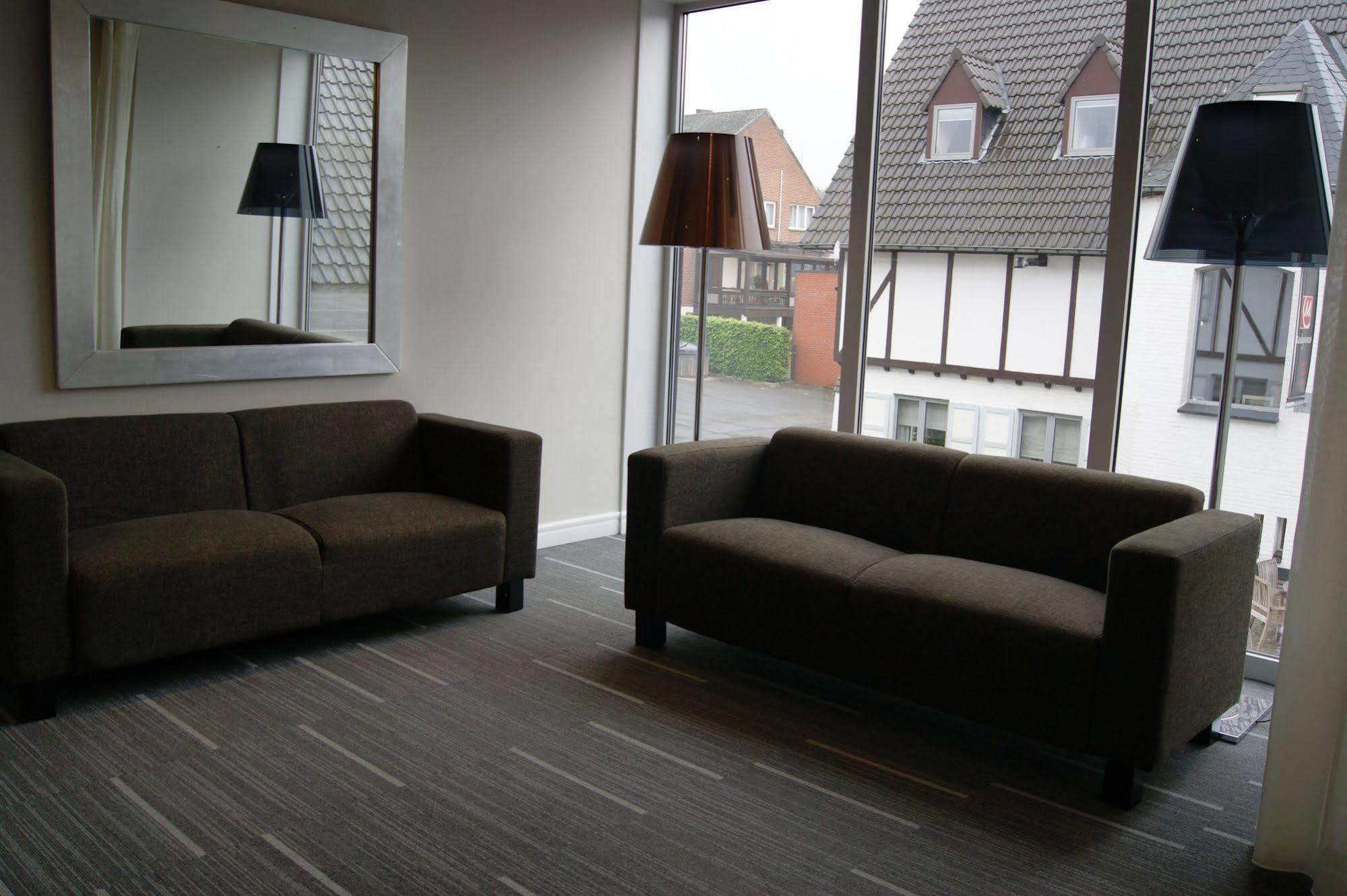 Hotel Malpertuus รีมส์ท ภายนอก รูปภาพ